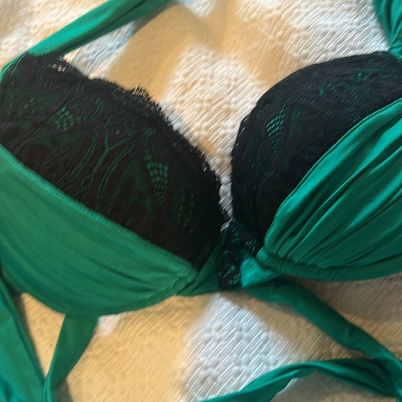 Beach Bunny padded push up bikini top sz Small - Picture 2 of 5